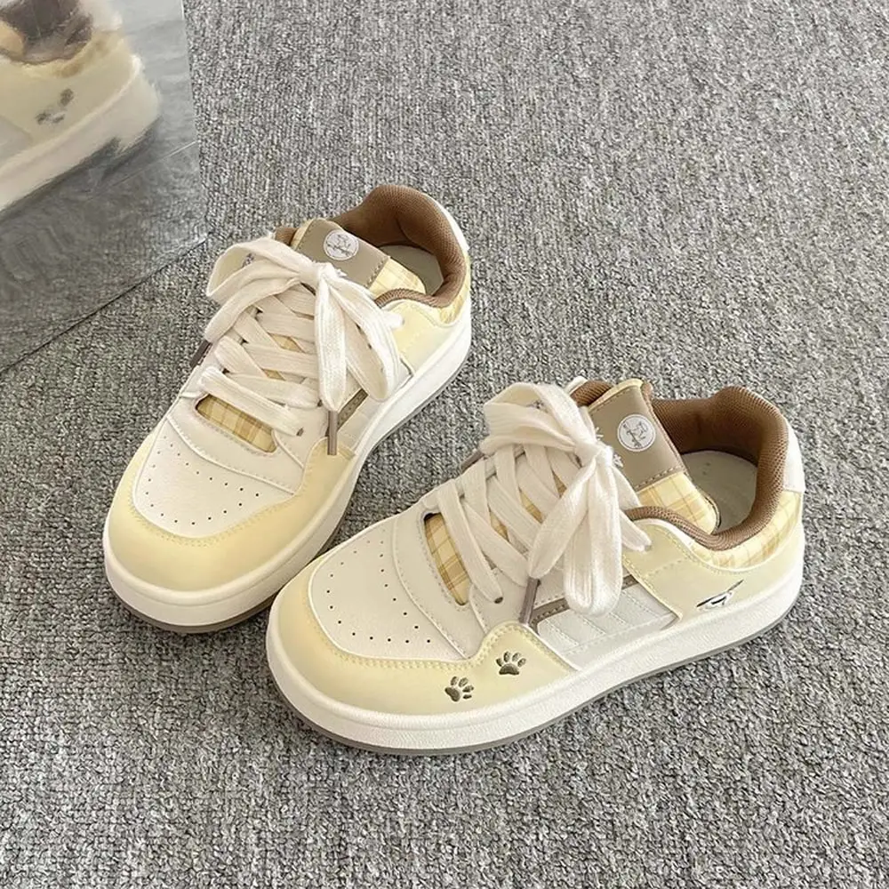 

Женские повседневные туфли для хлеба, осень 2023, новый стиль, универсальная студенческая модная удобная спортивная обувь на толстой подошве