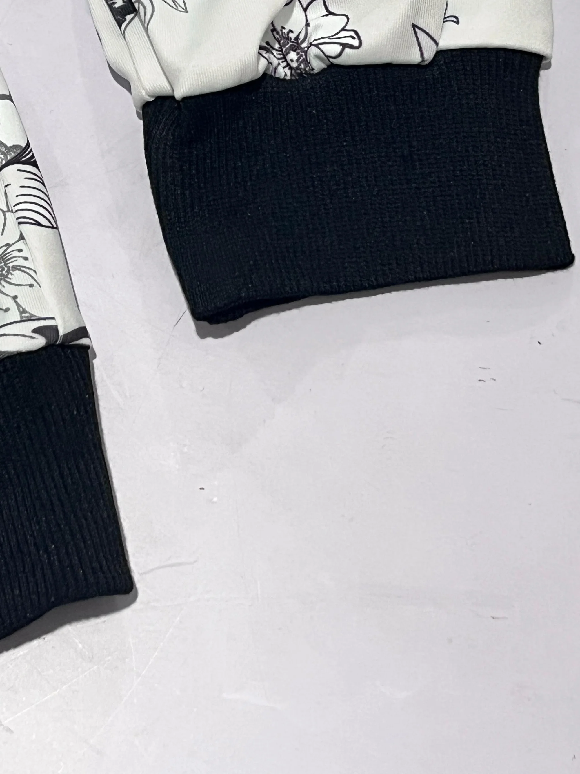 Ladies' Spring and Autumn thin style full body printed temperament casual zipper jacket women's jacket jacket