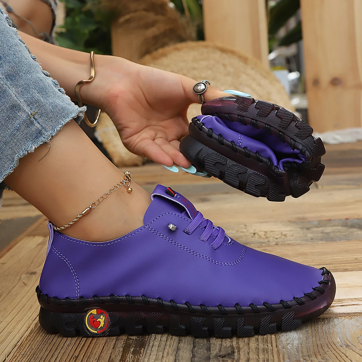 Women Sneakers Fashion Casual Shoes for Women European Style Lightweight Flats Sneakers Trendy Versatile Comfortable Loafers