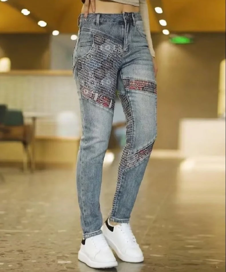 Pantalon à fleurs de cajou automne polyvalent élastique brodé Denim pantalon femmes haut de gamme épissage dames Cargo pantalon décontracté