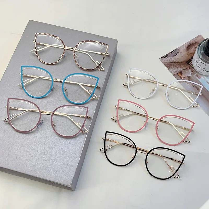 

2025 Trend Cat Eye Glasses Woman European American Stylish Eyeglasses Frame Women's Anti Blue Light Glasses Computer Eyeglass