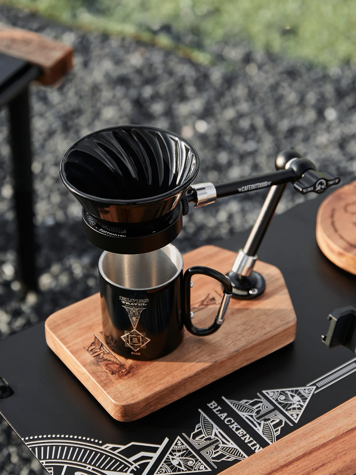 Outdoor Camping Coffee Accessories Adjustable Hand Made Coffee Rack Desktop Light Stand Camping Multifunctional Foldable