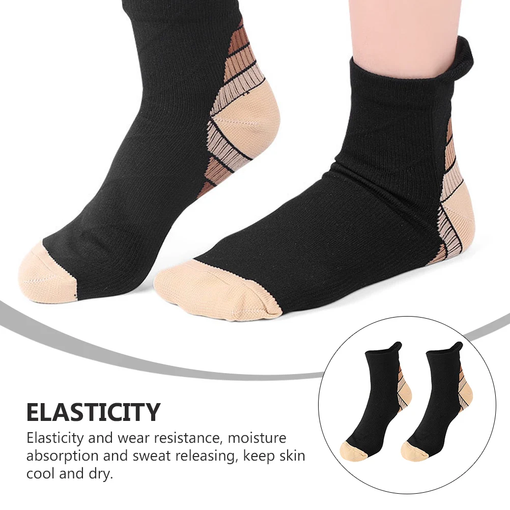 

1Pair Breathable Striped Sports Socks Soft Lightweight Warm Medium Length Quick Dry Non Slip Daily Wear Socks for Men Women