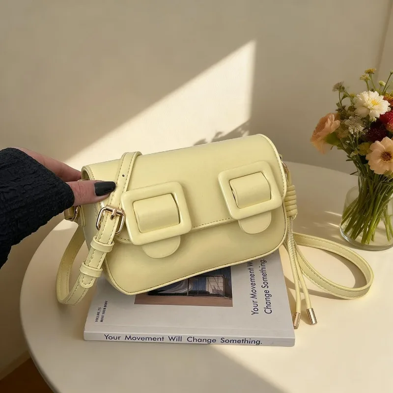 The New Small Square Bag Fashionable Versatile Mori Commuter Messenger Gifts Simple Exquisite Versatile Female Bag Casual Trend