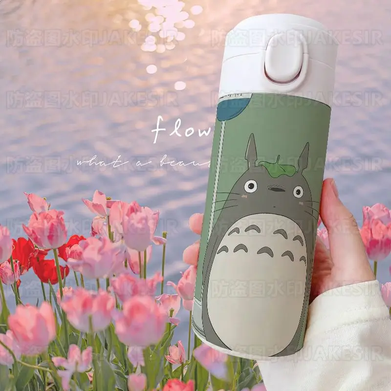 My Neighbor Totoro Anime Printed Stainless Steel Vacuum Cup Large Capacity Lightweight Portable Insulated Water Bottle Daily view 3