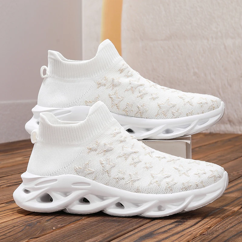 

2025 Hot Selling Minimalist Mens and Womens Sports Shoes Outdoor Shock-absorbing Running Shoes Versatile Street Walking Shoes