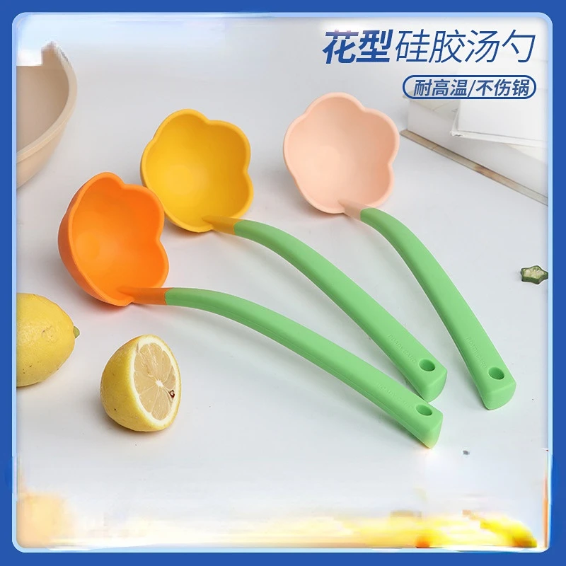 

Flower-shaped Silicone Soup Spoon High Temperature Resistance Does Not Hurt The Pot Cute Flower Baking Spatula