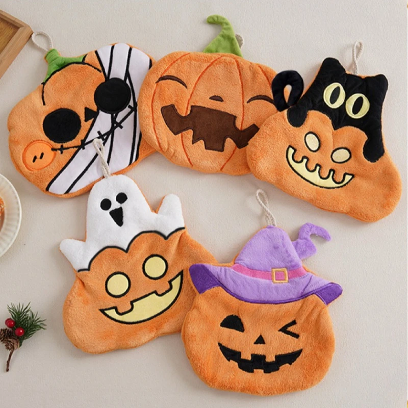 

Baby Cute Halloween Pumpkin Coral Velvet Kids Hand Towels Hanging Wipes Towels for Kitchen Bathroom Holiday Bath Shower Products