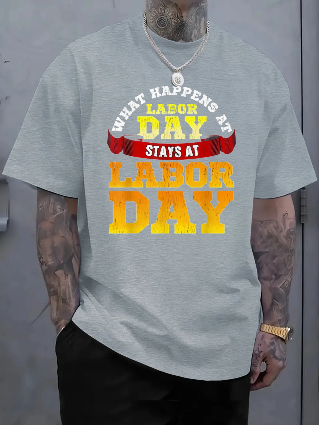 เสื้อยืดกราฟิกวันแรงงานผู้ชาย เครื่องจักรหนัก กราฟิก ชุดลำลอง การออกแบบที่สนุกสนาน วัสดุที่สะดวกสบาย พิมพ์ด้านบน