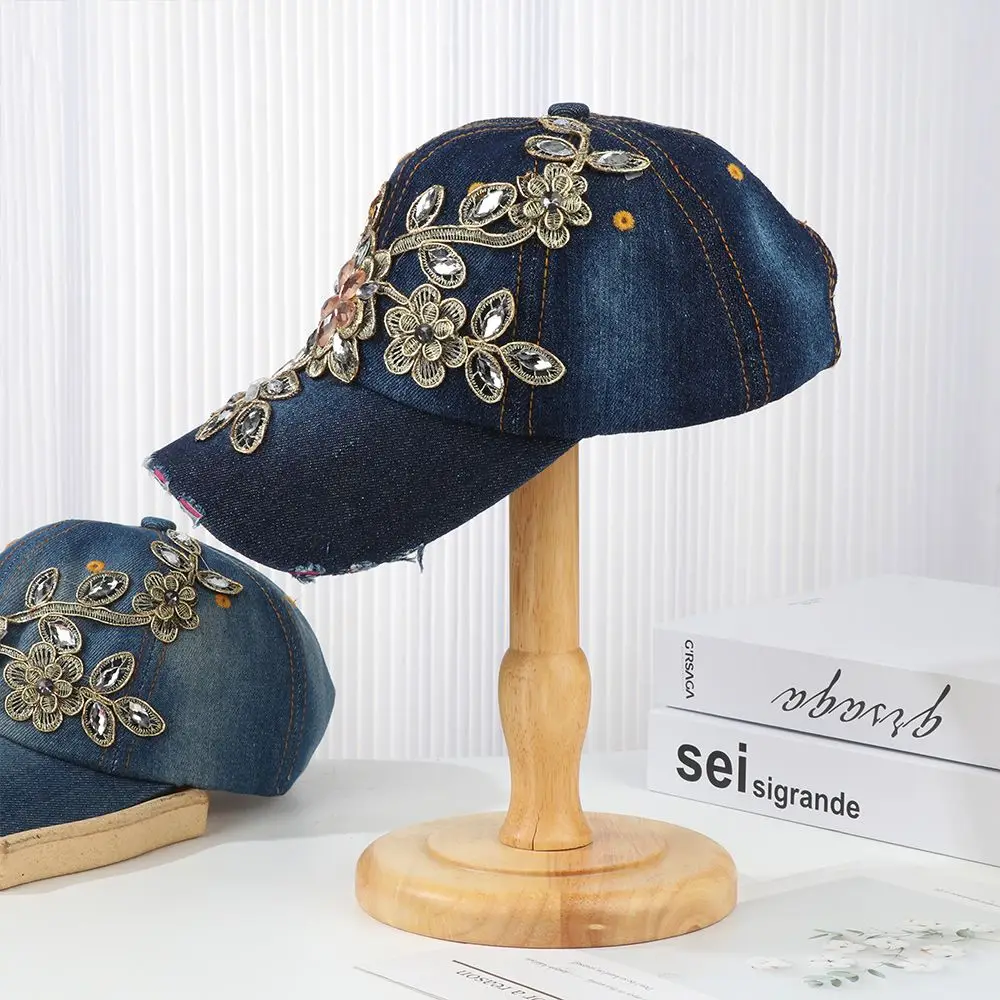 

Outdoor Sunscreen Women's Hat Rhinestone Golden Flowers Sun Hat Diamond-studded Baseball Caps Cowboy Hat Cap
