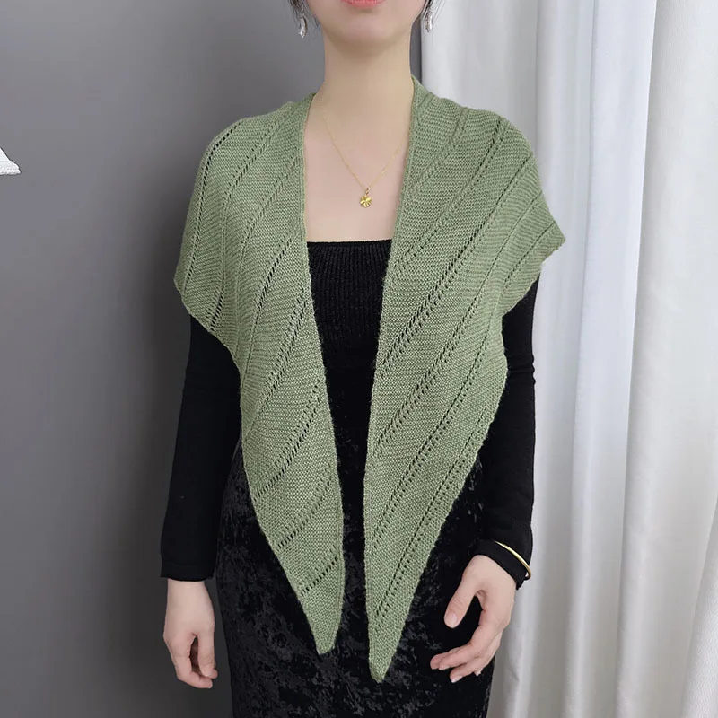 

Высококачественный шарф из смесовой шерсти для женщин, осенне-зимний, с трехмерным полосатым ажурным дизайном, модный.