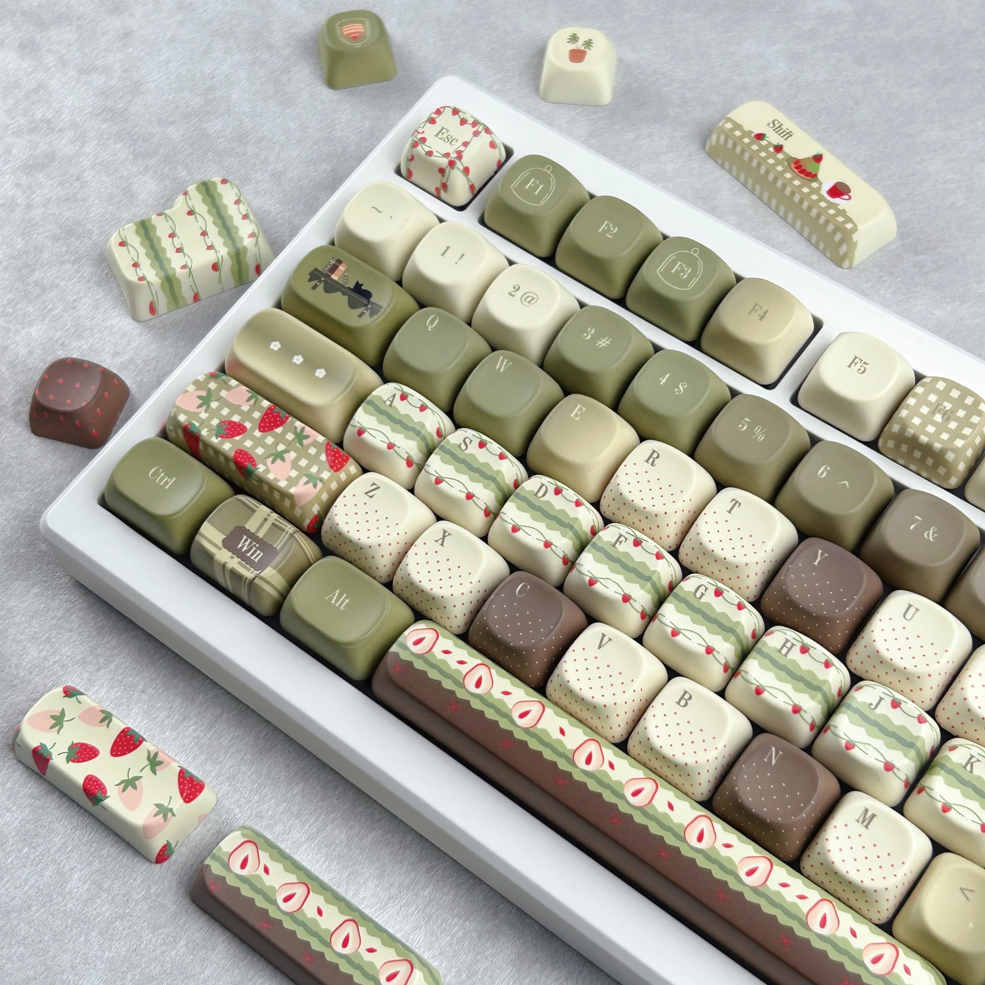 MAIMOOO Matcha Strawberry Cake Keycaps Korean/Russian MOA Profile Milk Green Round Cute Dessert Key Caps for Mechanical Keyboard
