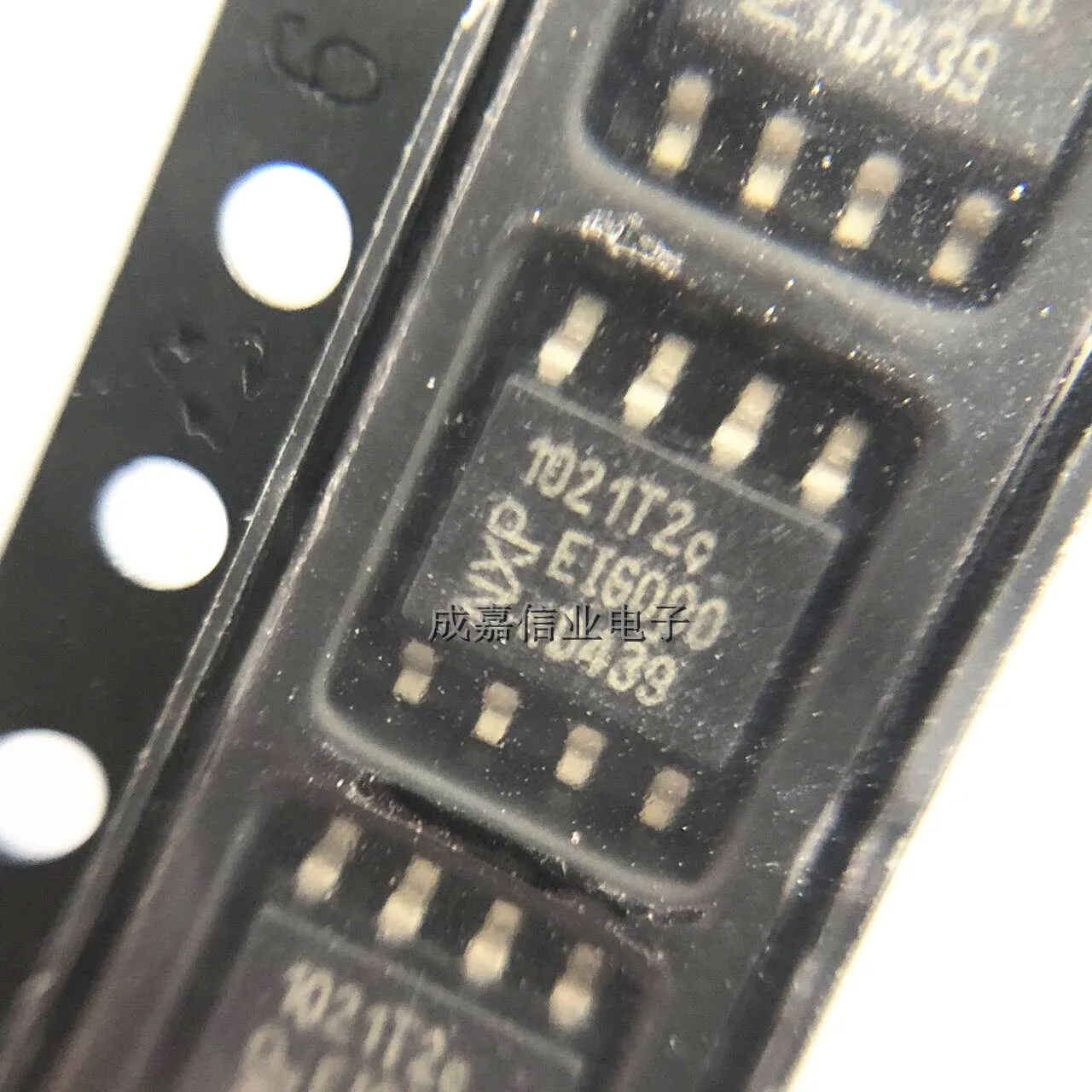 10 ชิ้น/ล็อต TJA1021T/20/ซม. SOP-8 เครื่องหมาย; 1021T2c LIN เครื่องรับส่งสัญญาณ 8-Pin ยี่ห้อใหม่ของแท้ผลิตภัณฑ์