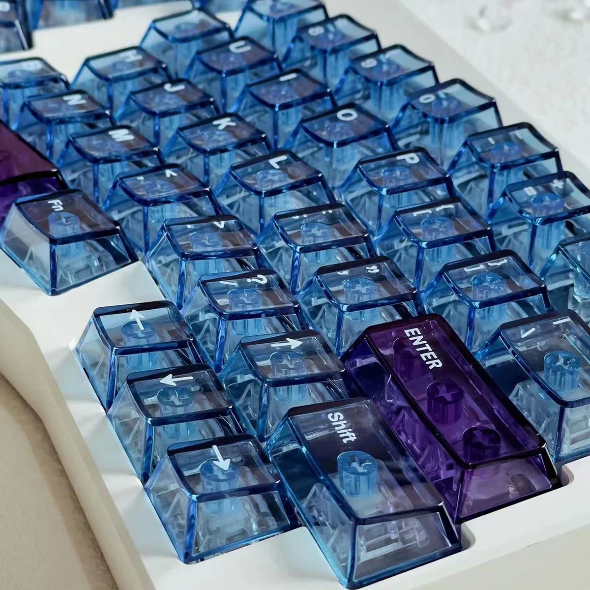 

Diamond Blue Transparent Mechanical Keyboard Keycap PC Material Pad Printing 156 Keys Original Factory Height Adaptation 61/87/1