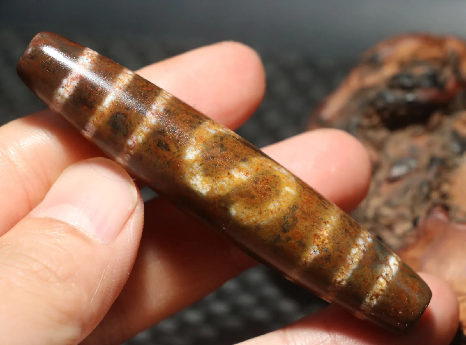 

Ultra Energy Power Tibetan Old Agate S Money Hook Big Rich 6 Line Totem Master Long dZi Bead Amulet Подвеска 80 мм Сокровище