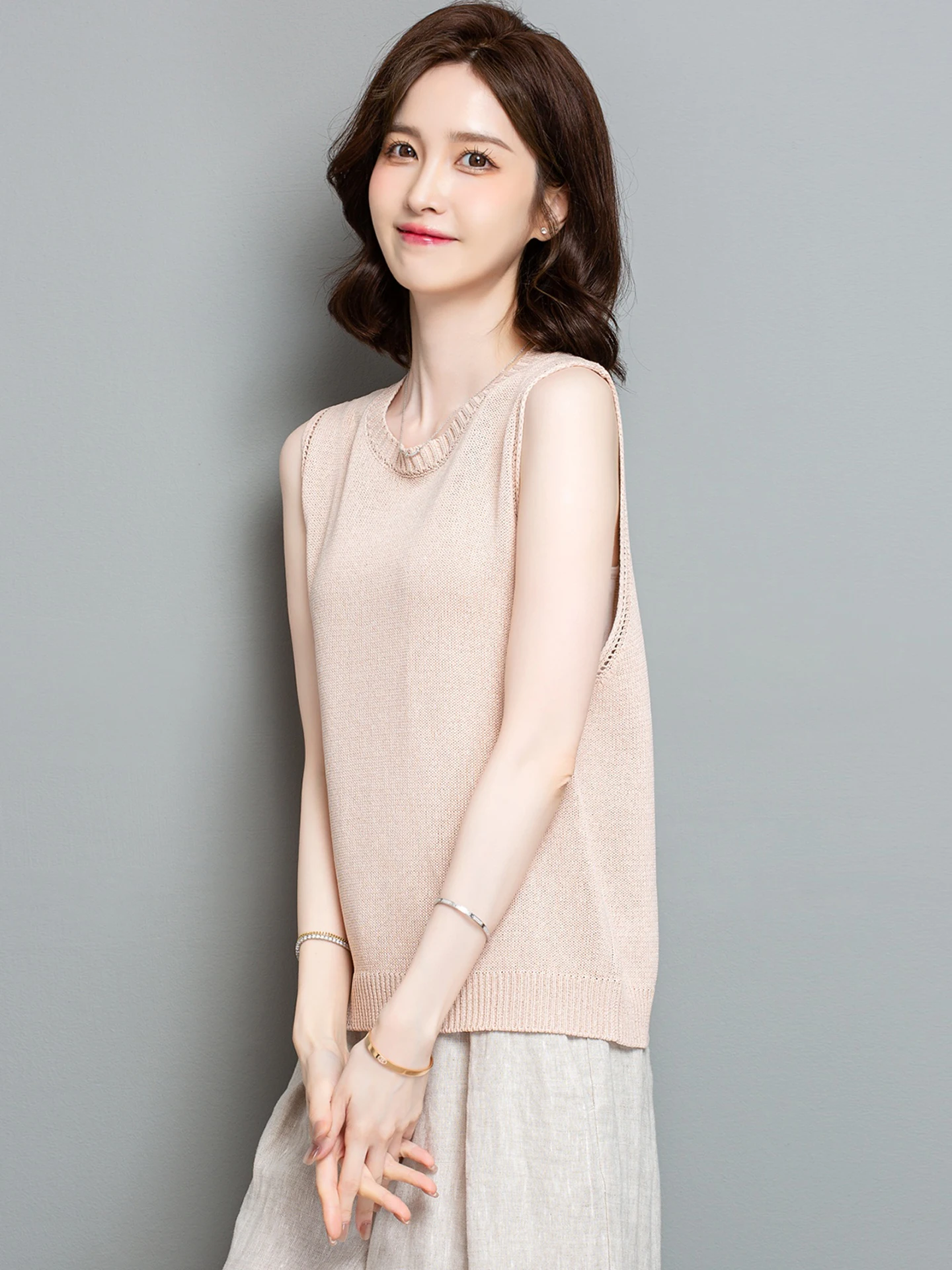 

Круглый вязаный жилет Ne Svel, женская свободная верхняя одежда, топ с тонкими бретелями, универсальный осенний модный жилет 2025 г., Новое поступление