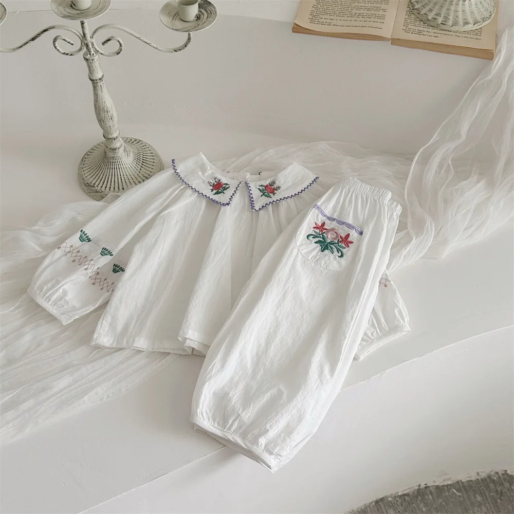 

2024 Autumn New Baby Long Sleeve Loose Set Infant Girl Flower Embroidery Lapel Shirts + Lantern Pants 2pcs Suit Toddler Outfits