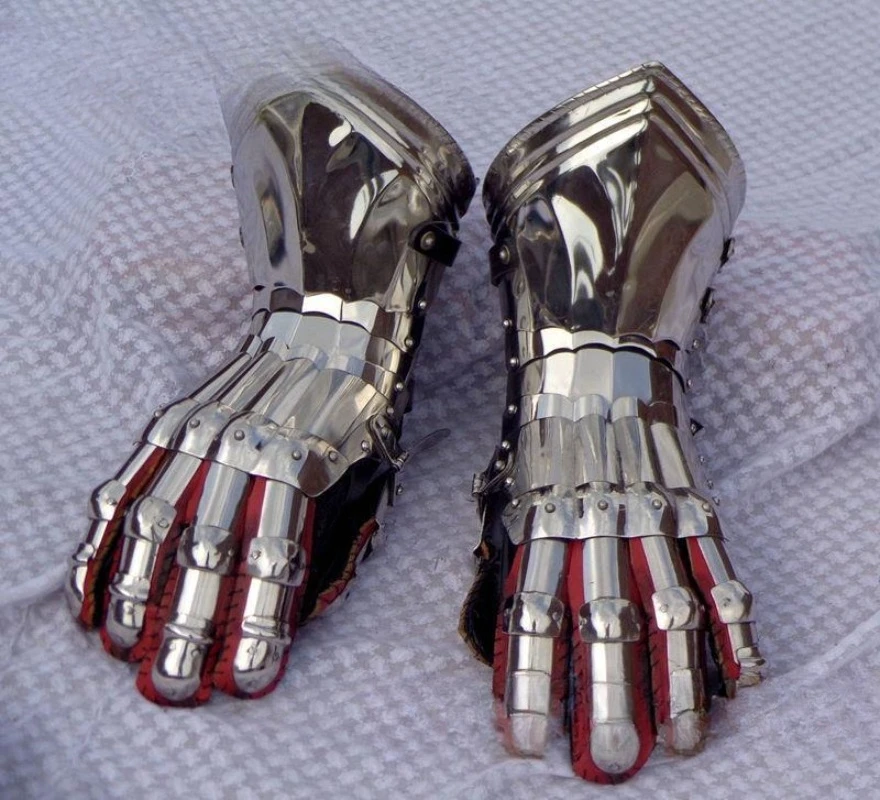 European knight armor brother wrist armor finger guard plate armor wearable iron hand