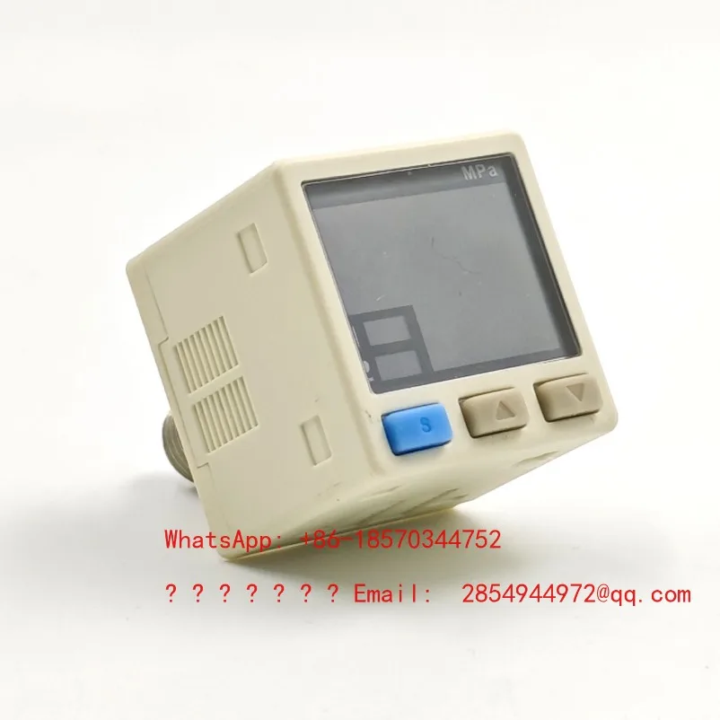 2026Digital Pressure Switch Sensor Vacuum High and Low Positive and Negative Pressure Gauge DP-101 102A High Precision Barometer