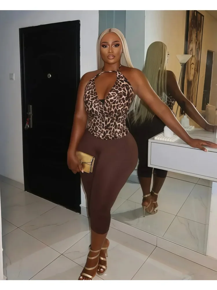 

Модный женский комплект без рукавов с лямкой на шее, топы с леопардовым принтом + шорты, лето 2025 г., спортивные комплекты из двух предметов, спортивный костюм