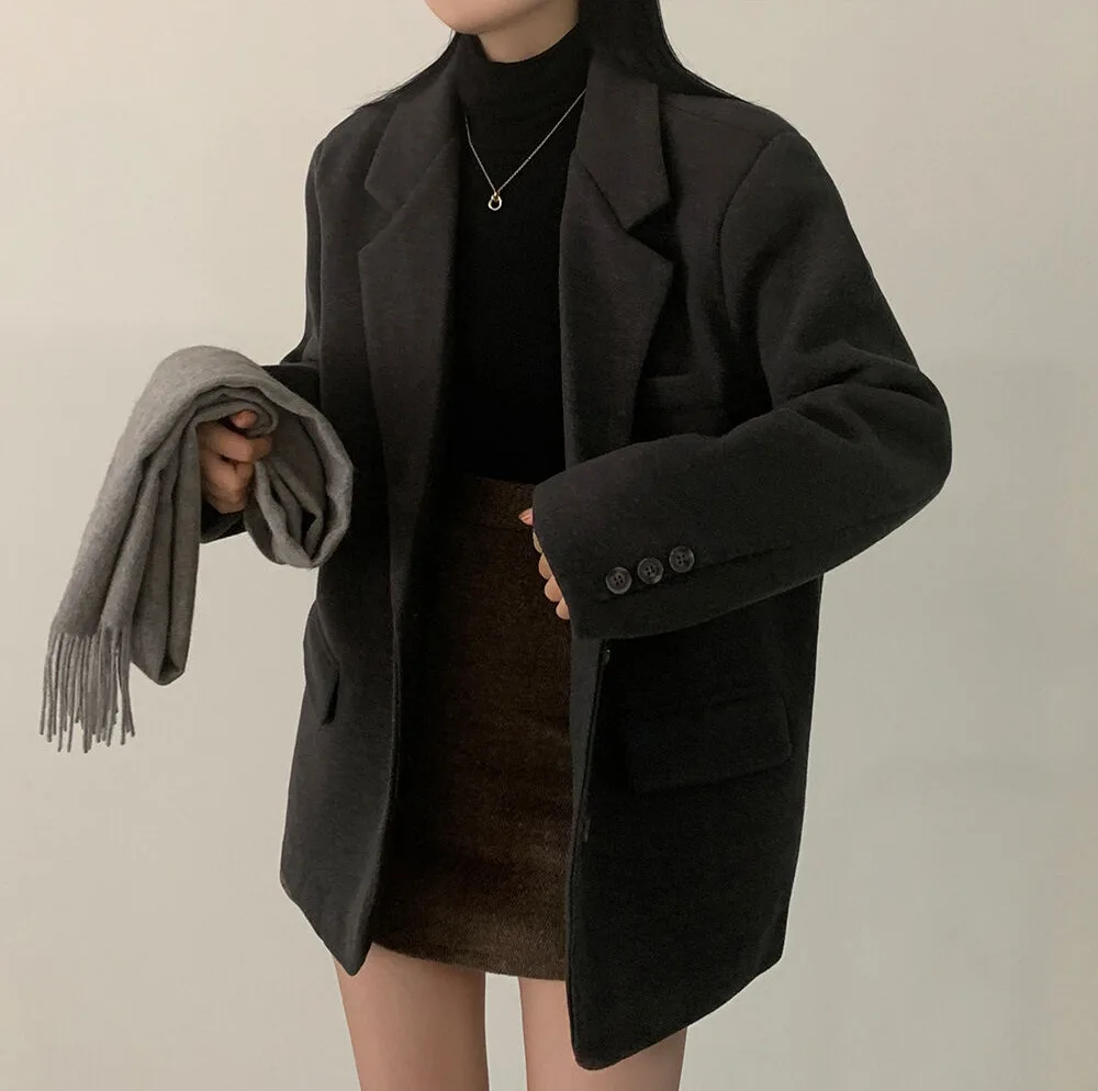 Woolen Blazer Short Women's 100% Wool Coat Polo Collar Jacket Spring and Autumn Buckle Coat Loose and Comfortable