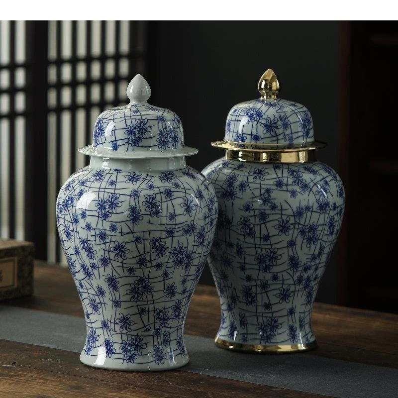 Blue Flower Pattern Ginger Jar Tea Canister Candy Pots and White Porcelain Storage Desk Decoration Arrangement