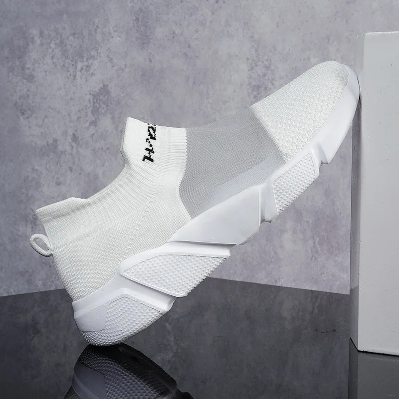 New Unisex Socks Shoes Men Fashion Sneakers Women Shoes Summer Breathable Casual Loafers Sports Shoes Student Ladies Sneakers