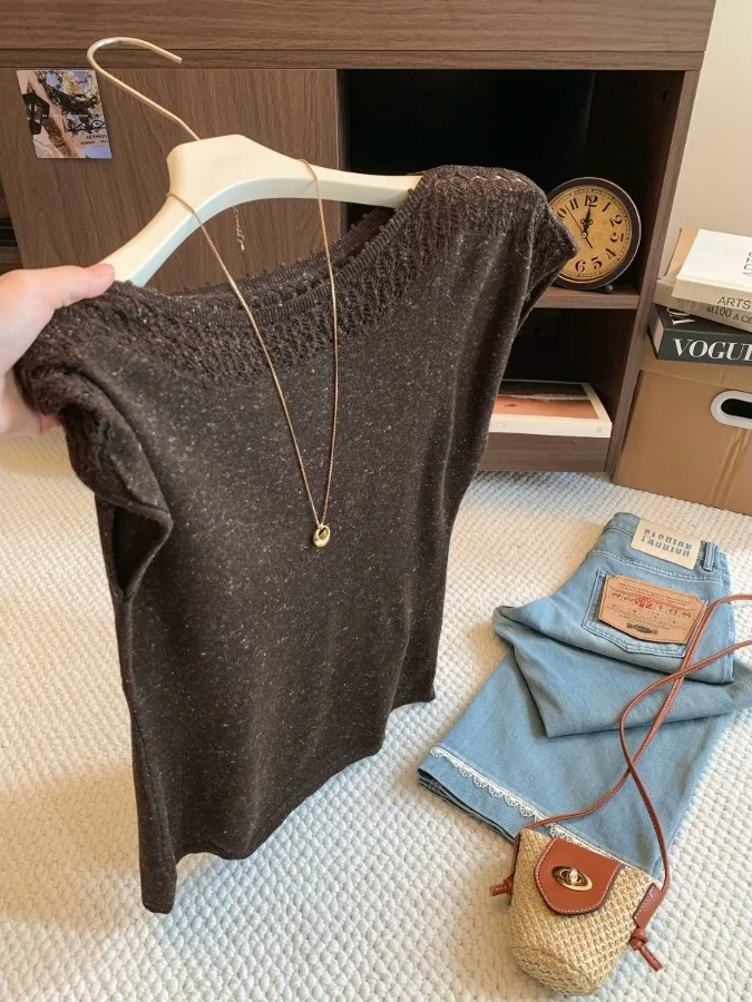 Elegant Floral Knitwear round Neck Sweater Women Early Autumn 2026 New Hollow out Slim Fit Small Flying Sleeve Top