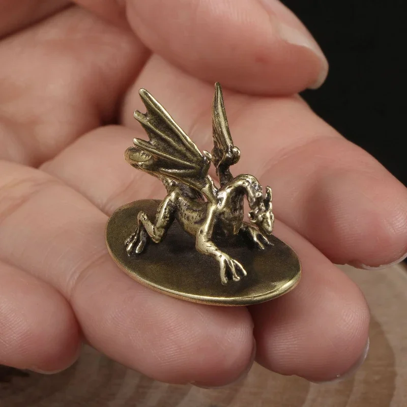 Little Fairy/Vintage Brass Warcraft Dragon Desktop Ornaments Solid Small Dinosaur Crafts Statue Mini Home Garden Decoration Gift