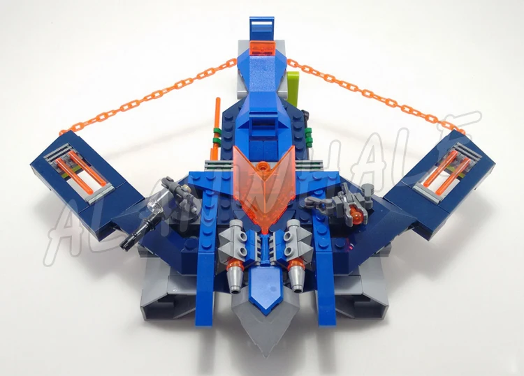 318pcs Nexoes Knights Aaron Aero-Striker V2 Wing Crossbow Trigger 10517 Building Blocks Toys Compatible with Model