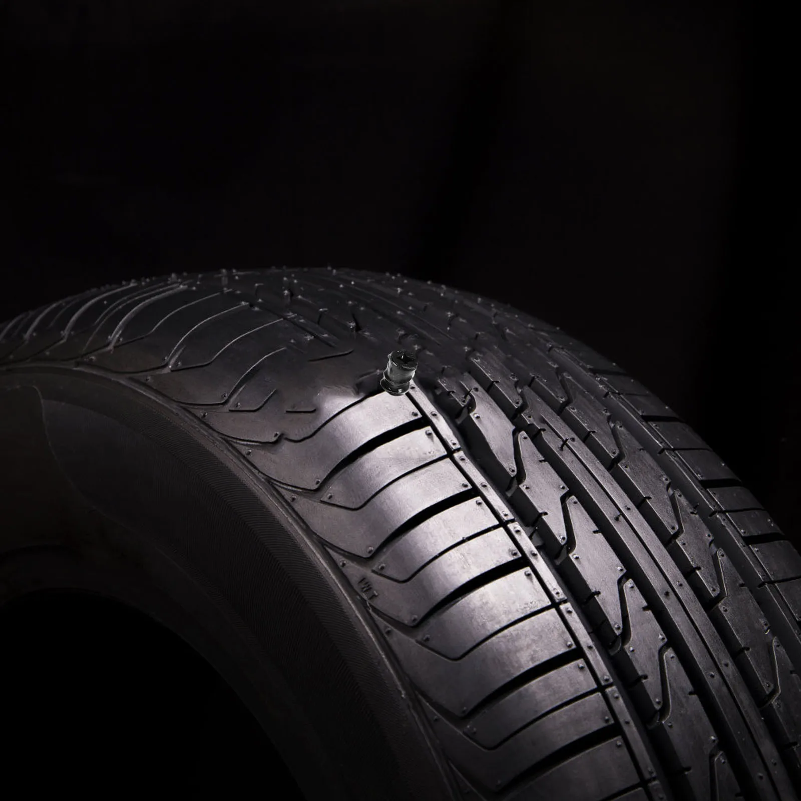 

40 Pcs Tire Repair Tool Nails for Wheel Tires Plug Repairing Cars Vehicles Tubeless Rubber Plugs Tire Nails Kit Car Tyre Repair