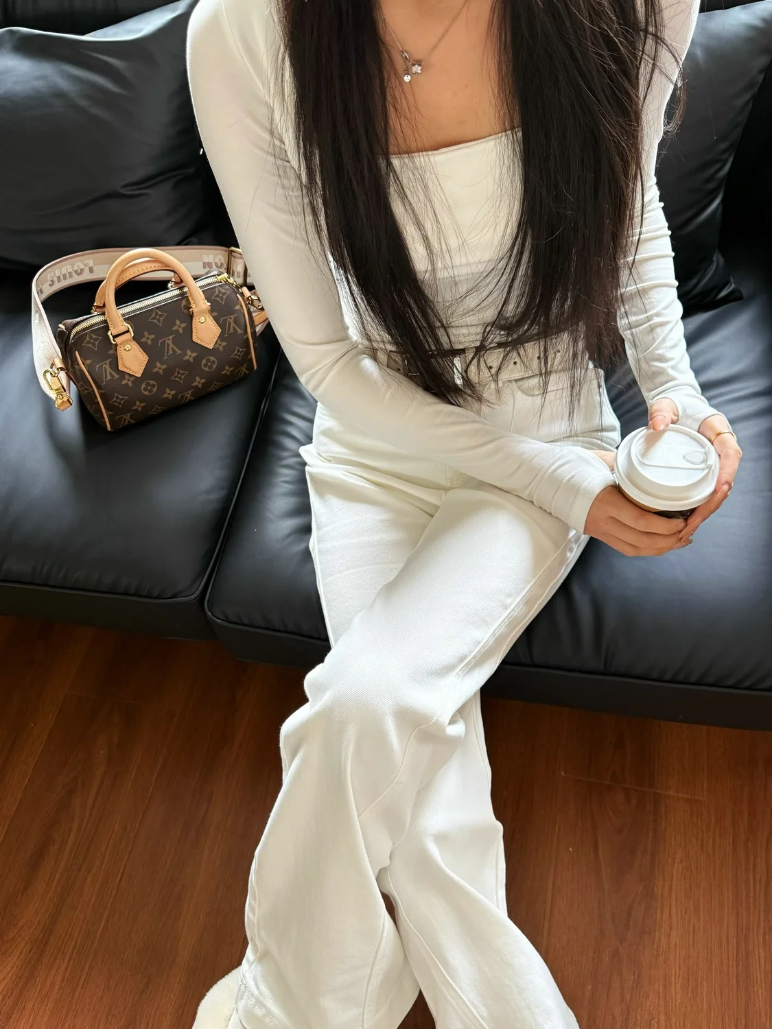 

Женские джинсы с удлиненными прямыми штанинами, высокой талией, средней эластичностью, повседневные, весна-лето, новые, белые, расклешенные леггинсы