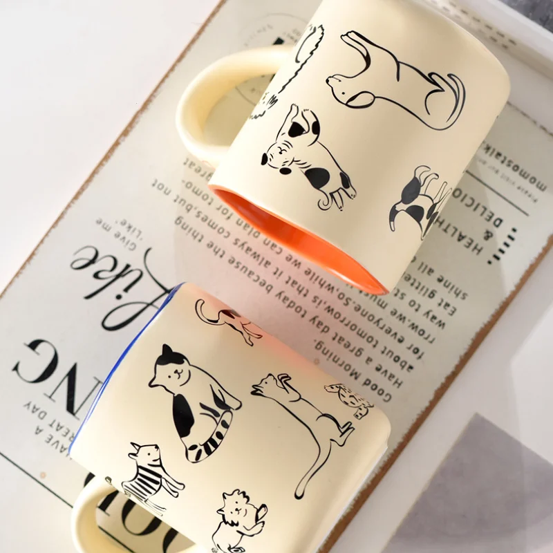 

Cute Cat And Dog Cartoon Graffiti Ceramic Coffee Mug Christmas Holiday Gift For Lover And Friends Household Drinkware Wholesale