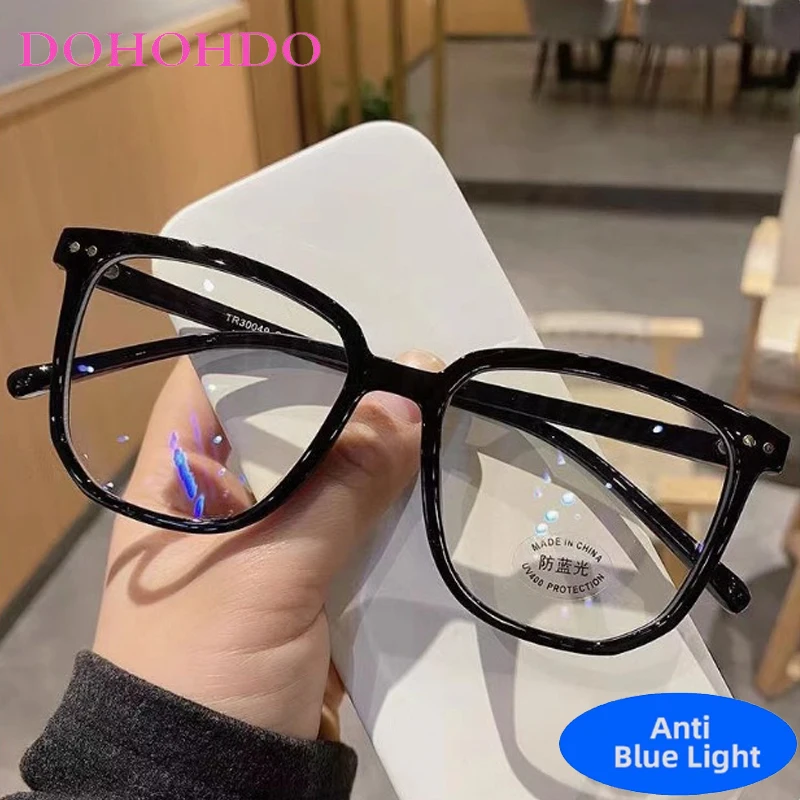 

Luxury Fashion Designer TR90 Square Rivets Blue Light Blocking Glasses Women Men Optical Spectacle Protection Computer Eyeglass