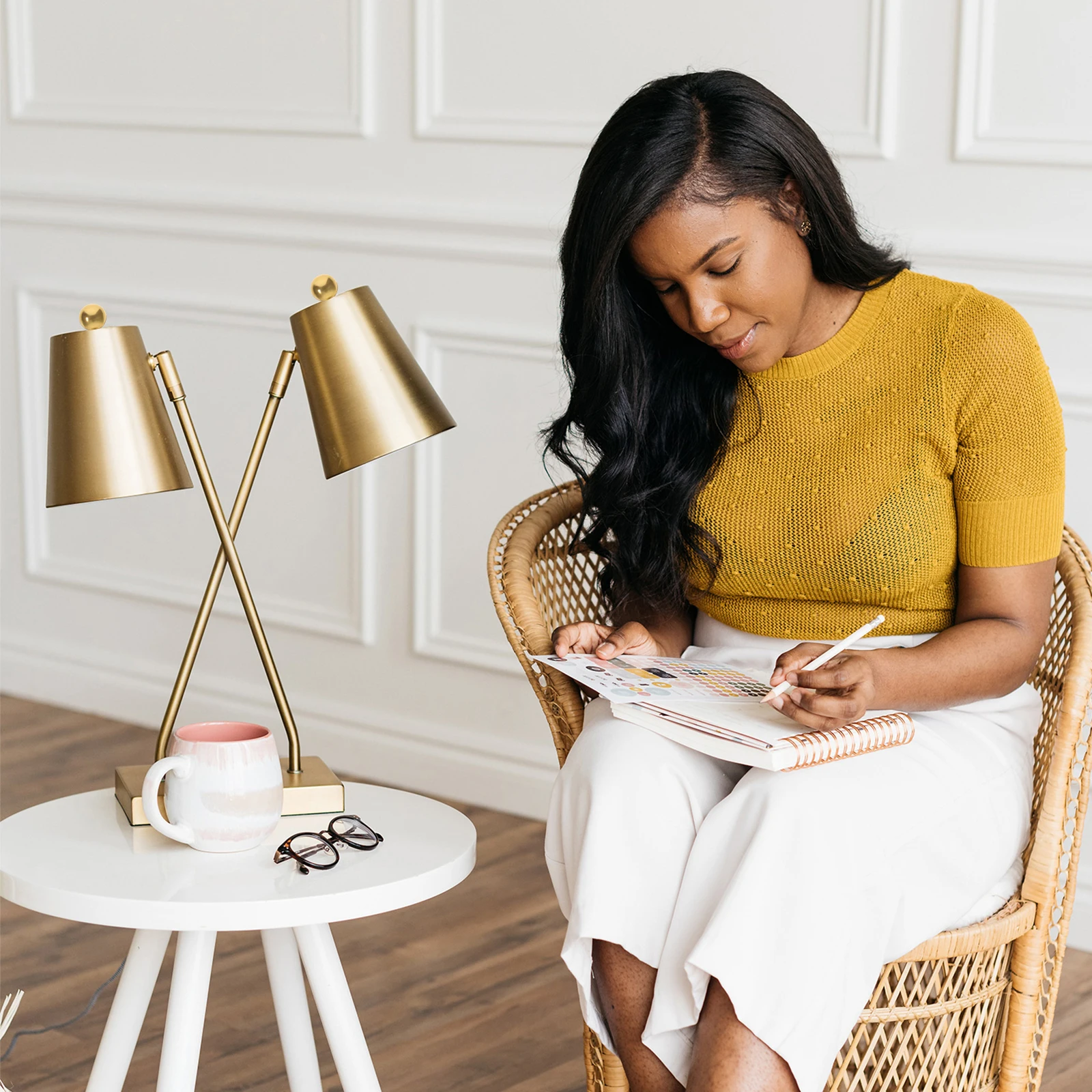 

Decorative Lamp Finials Caps Shade Holder Accessories Lighting Simple Structure Easy Install Fits Table Floor Lamps Chandeliers