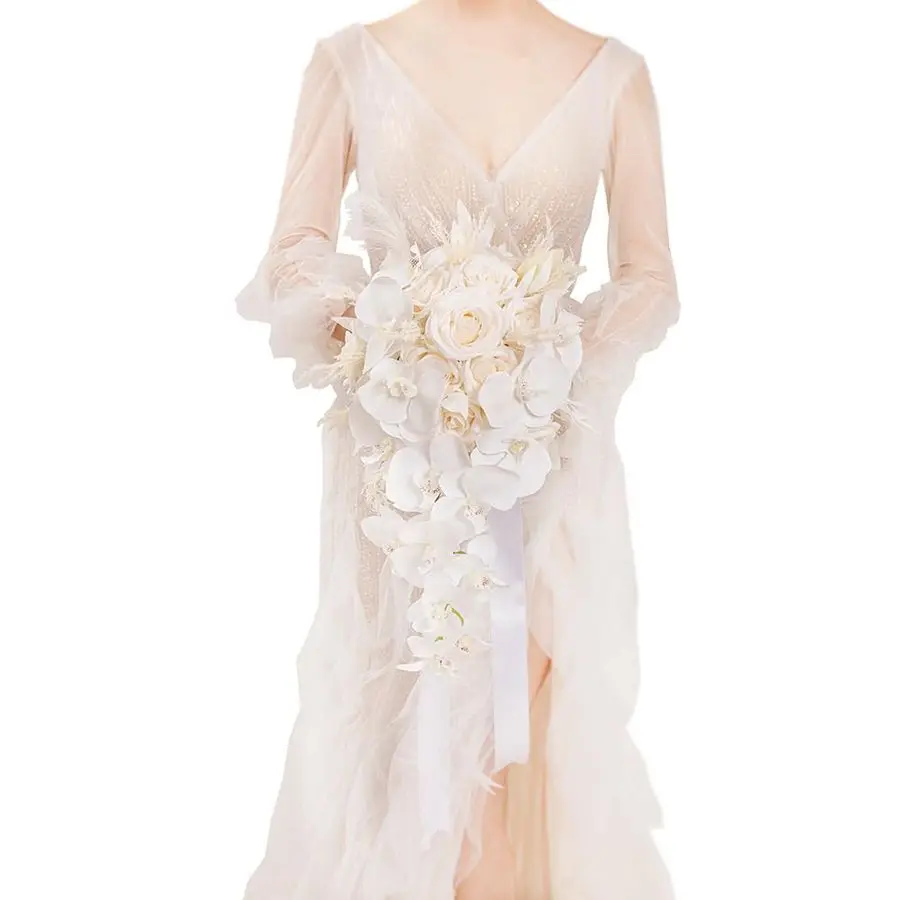 

Bouquet Cascading, Nude amp White Wedding Bouquets for Bride Bridesmaid 10 Artificial Flowers Bouquet for Wedding Decor