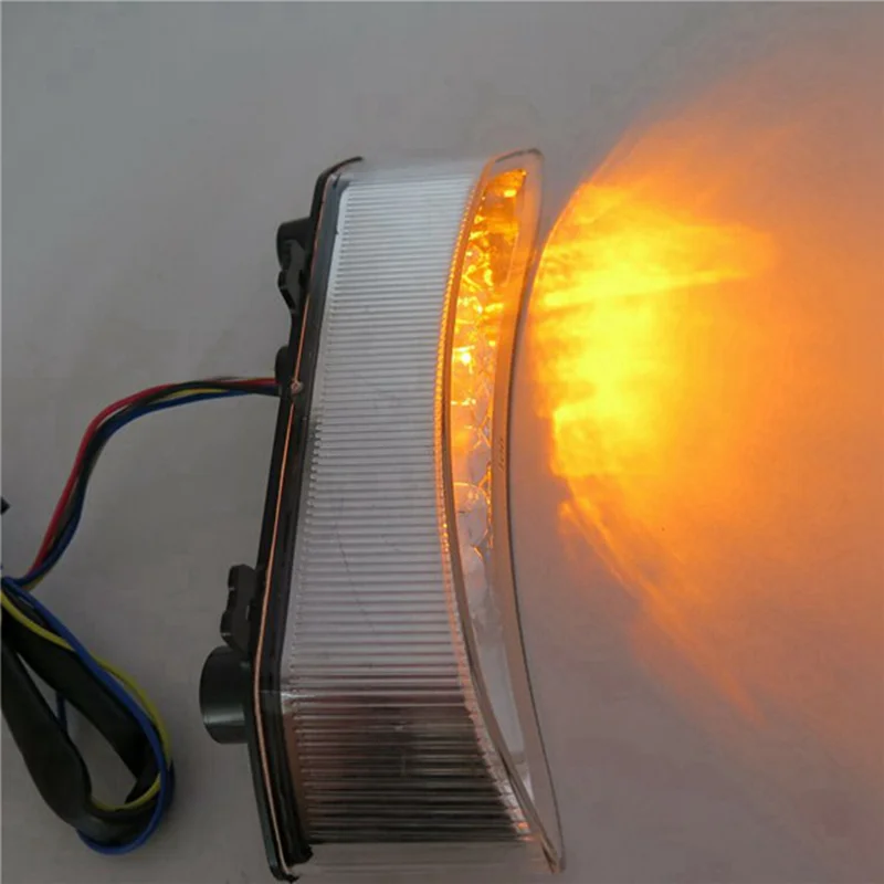 Reliable-Motorcycle Rear Tail Light Dynamic Turn Signal Light Brake Indicator For YZF R1 2002-2003