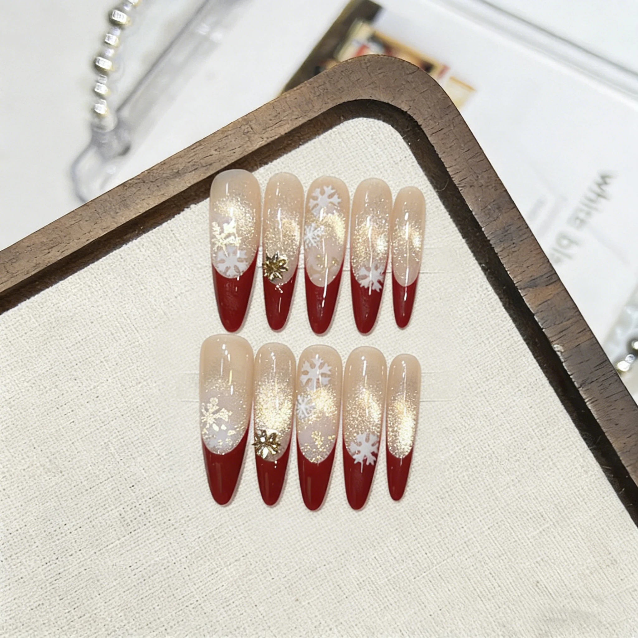 10pcs Charming Red New Year False Nails Handmade DIY Wearable Nails Sticker Cat Eye Snowflake Bow Nail Stickers