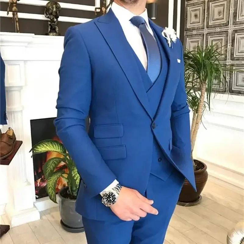 

2025 Royal Blue Men Suits Double Breasted Vest Costume Homme For Wedding Groom Wear Prom Best Man Blazer Slim Fit 3 Pieces Terno
