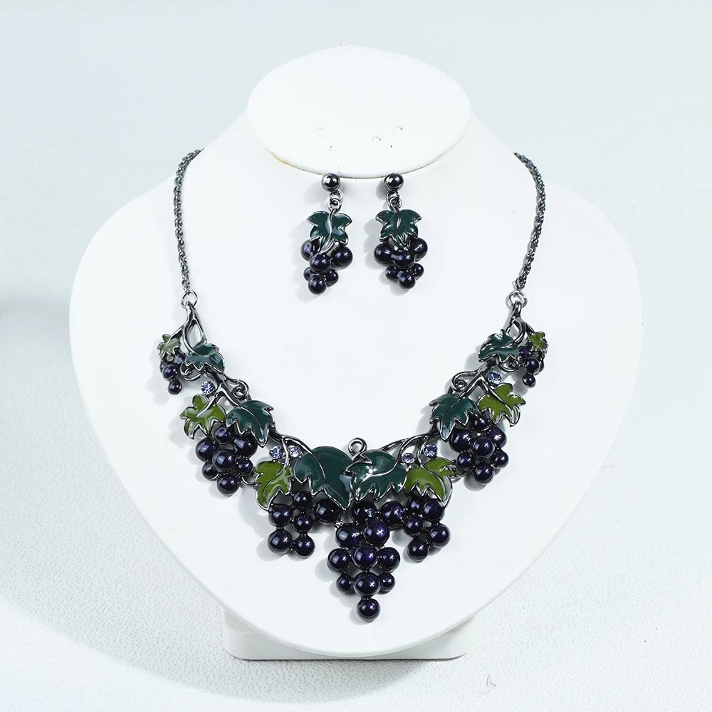 

ICEYY Luxury Vintage Plant Purple Grape Green Leaf Choker Necklace Earrings Set For Women Wedding Jewellery Gift Daily Wear