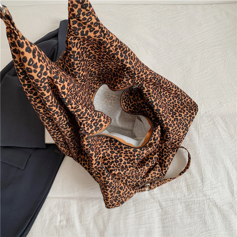 Oversize Large Capactiy Storage Shopping Bag Fashion Women Shoulder Bag Vintage Leopard Nylon Handbag Tote Simple Shopper Bag