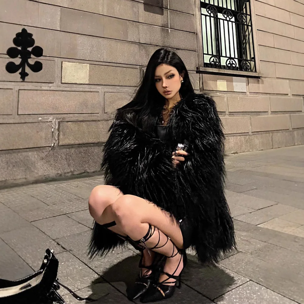 

Black 2025 Winter Women Artificial Fur Jacket Coat Round Neck Lady Faux Fox Fur Coat Comfortable Long Hair Female Fluffy Jacket