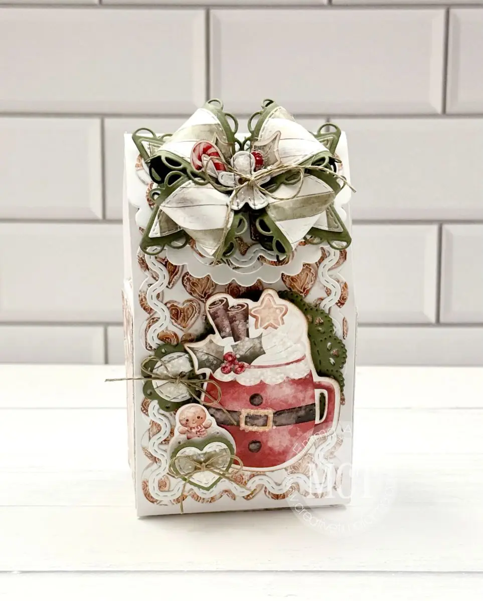Christmas in July Gingerbread Tree Gift Box Metal Cutting Dies Stamps for DIY Making Card Scrapbook Craft Supplies Decoration