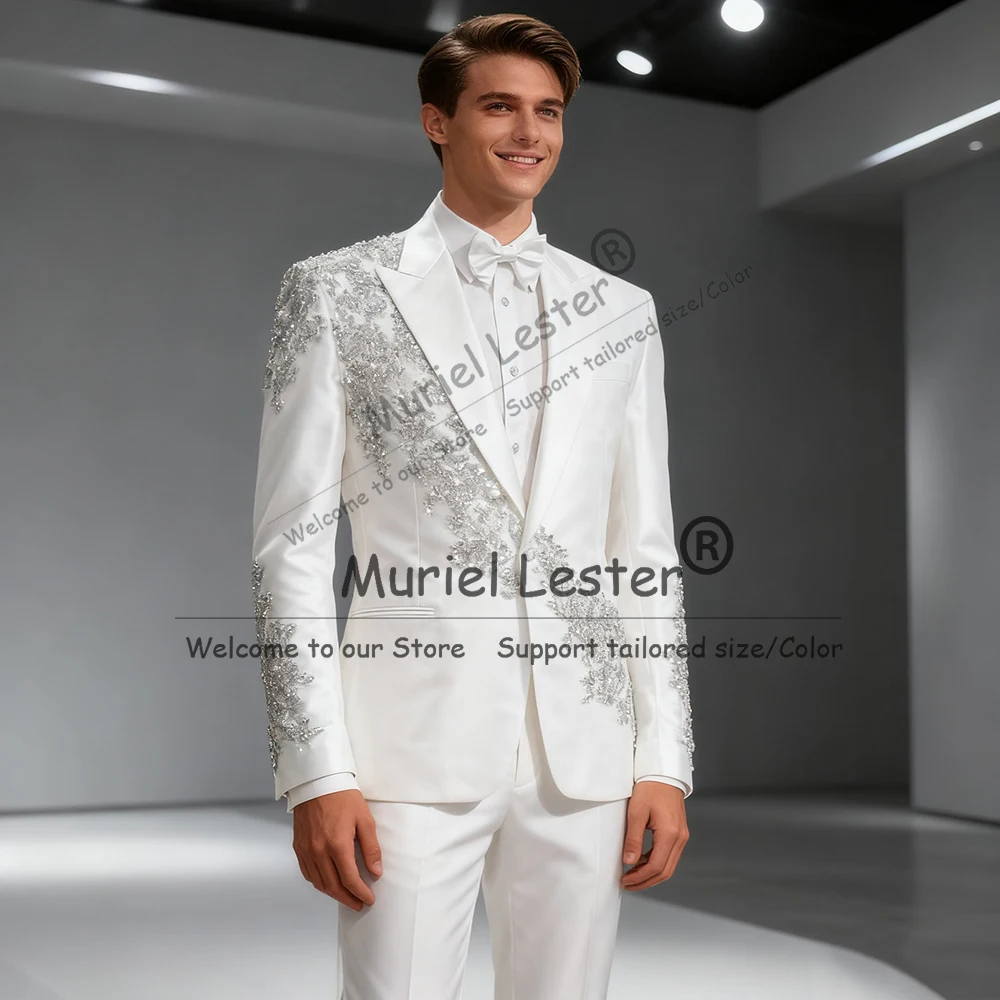 Metallic Jewelry St…