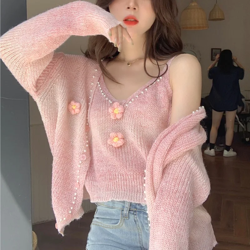 

Korean Autumn 2 Two Piece Set Beading Pearls Knitted Cardigan Camisole V Neck Vest Appliques Sweater Knitwear Sweet Female Suits
