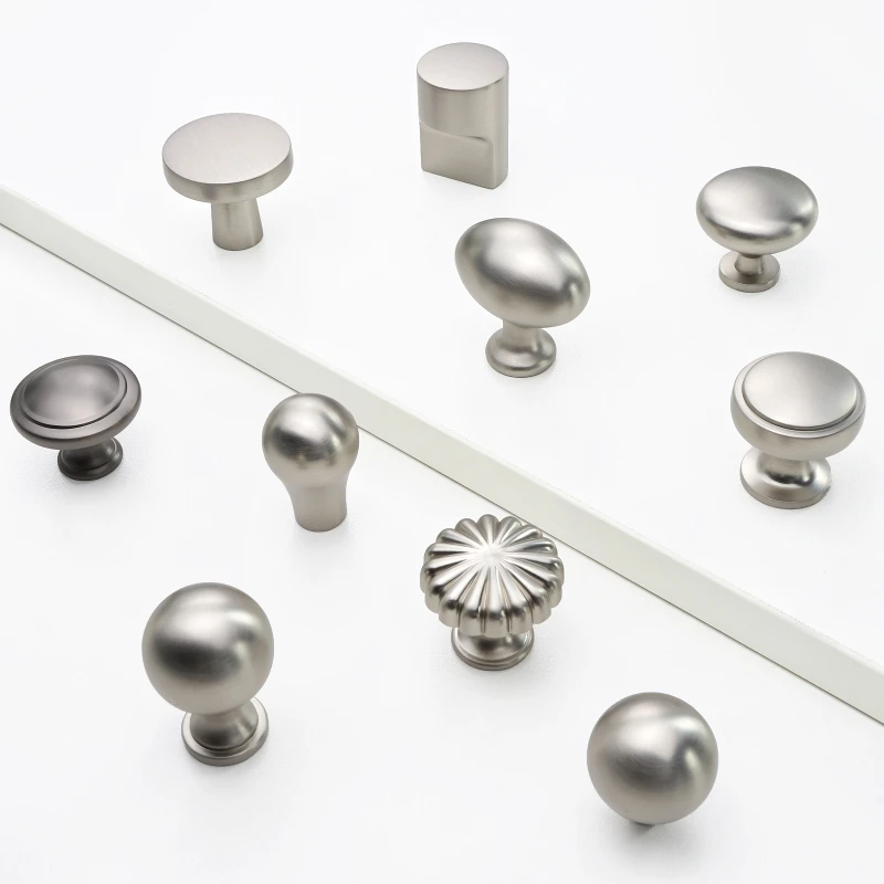 Manopole per mobili solide di varie forme Maniglie per mobili minimaliste in lega di zinco Manopole per cassetti di lusso Ferramenta per porte della cucina