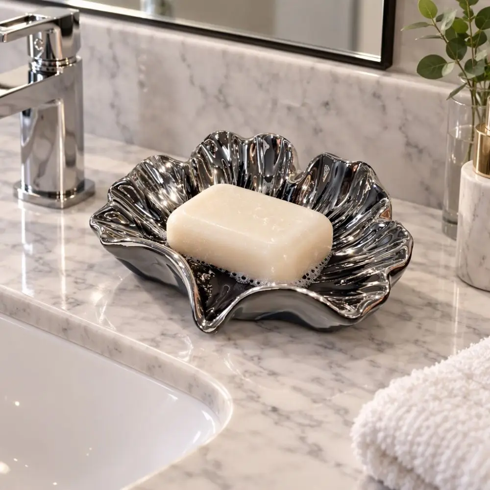 Creative Ceramic Ginkgo Leaf Drain Soap Dish Opening Design V-shaped Drainage Soap Tray Smooth Edges Shell Soap Holder Washbasin