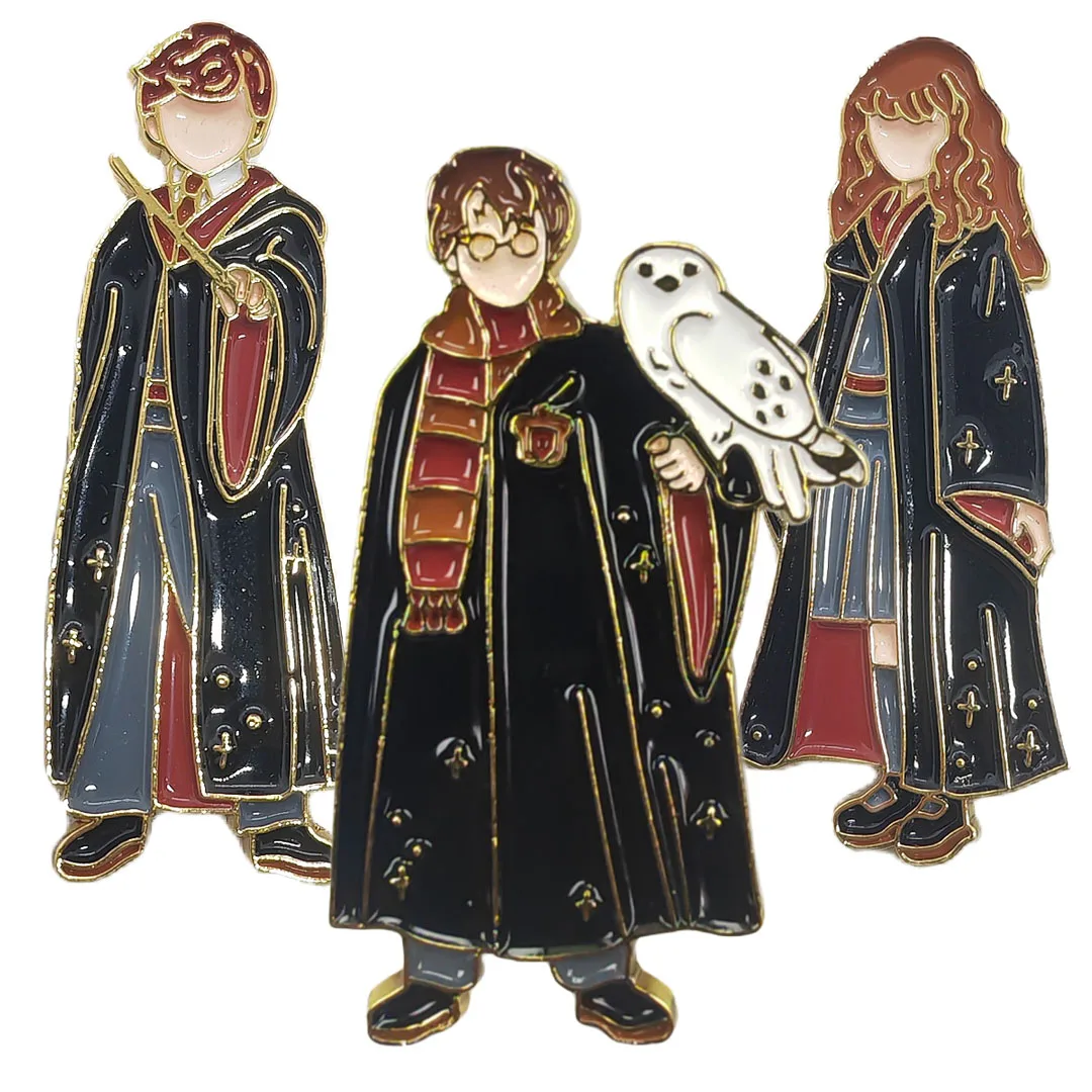 Broches de Hogwarts, insignias de Metal de aleación de dibujos animados, insignias de escuela de magia, Hermiones, delantales, alfileres, accesorios