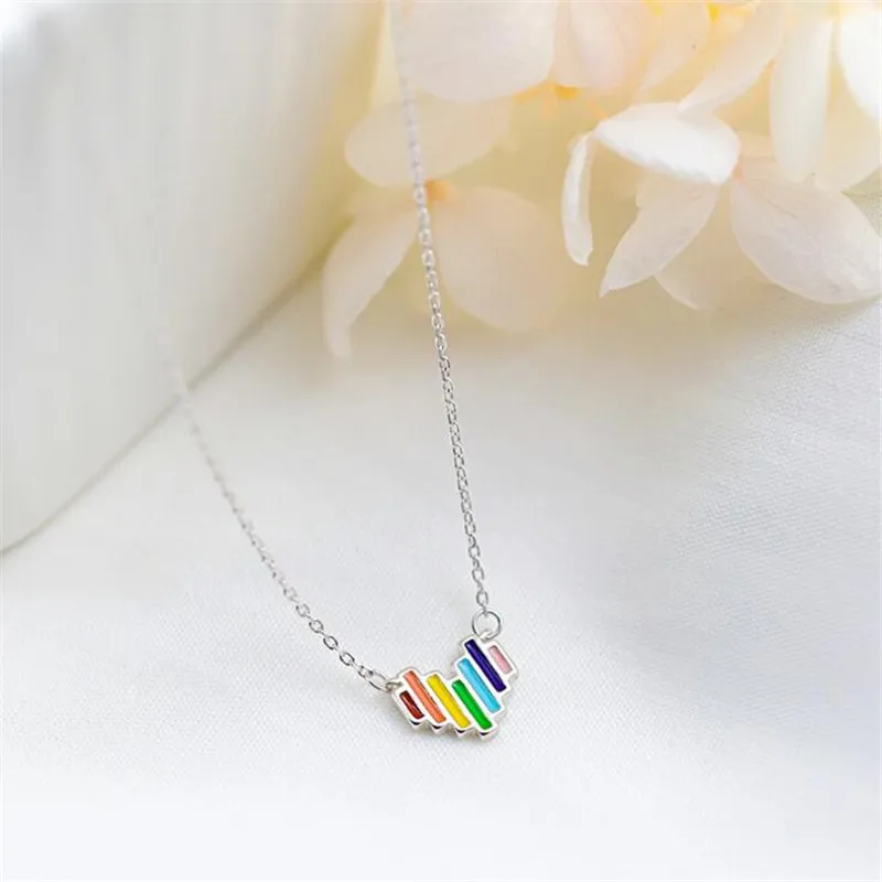 Fashion Colorful Rainbow Love Shaped Pendant Personality Necklace For Women Fashion Jewelry Accessories Gift