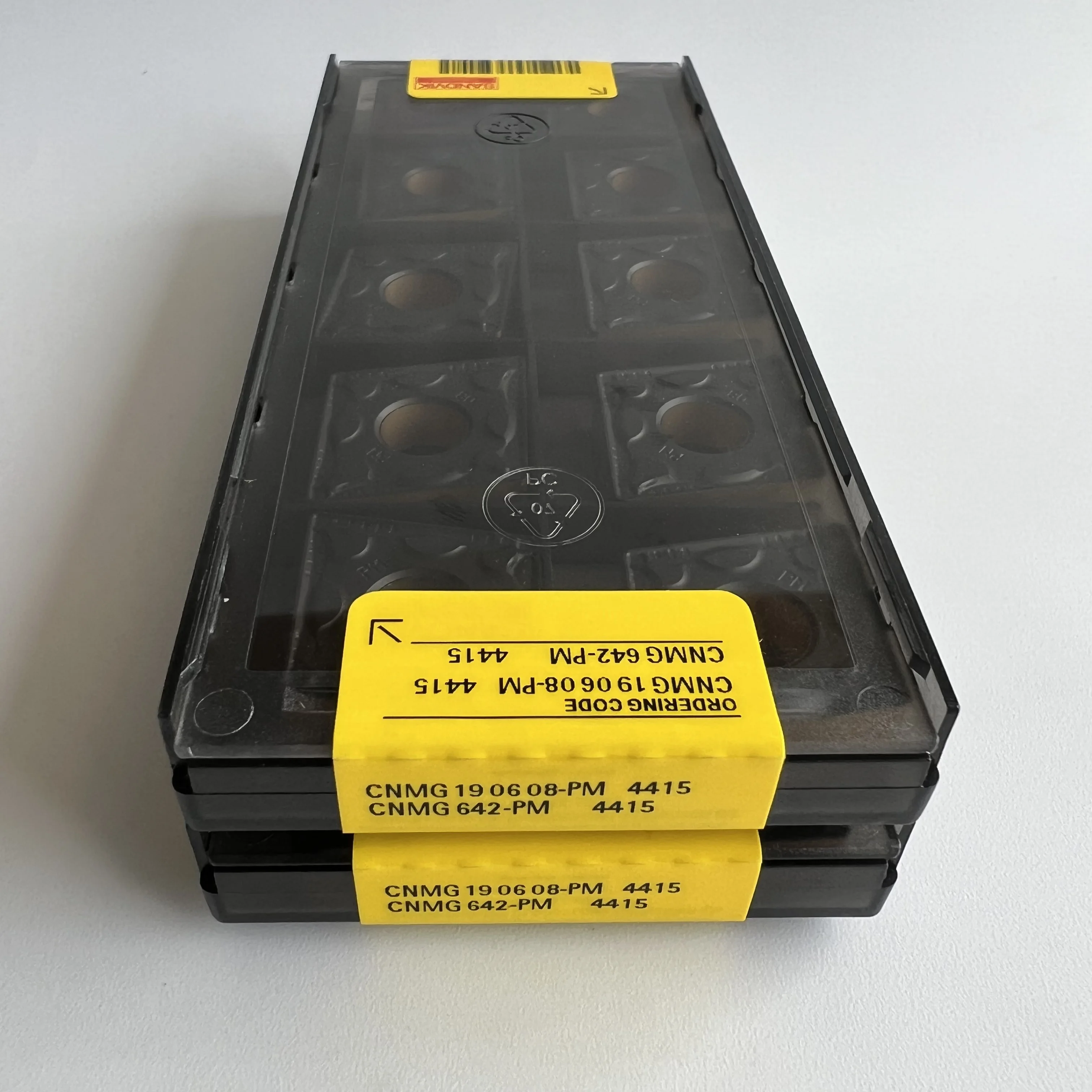 

CNMG190608-PM 4415 CNC BLADE